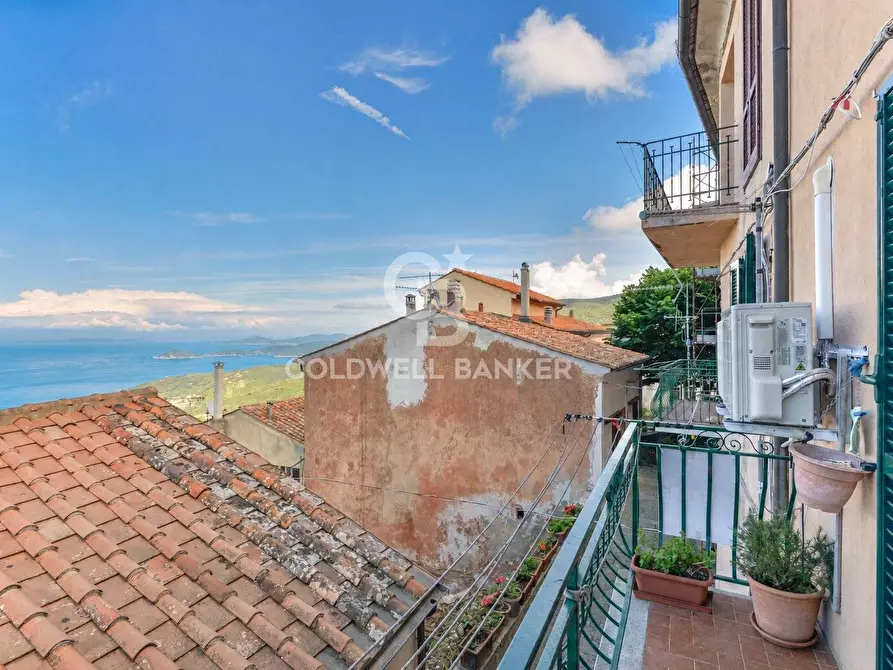 Immagine 3 di Appartamento in vendita  in Via Santa Croce a Marciana