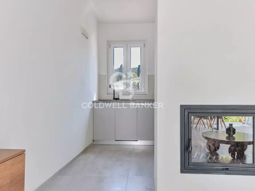 Immagine 10 di Villa in vendita  in Loc. Schiopparello a Portoferraio