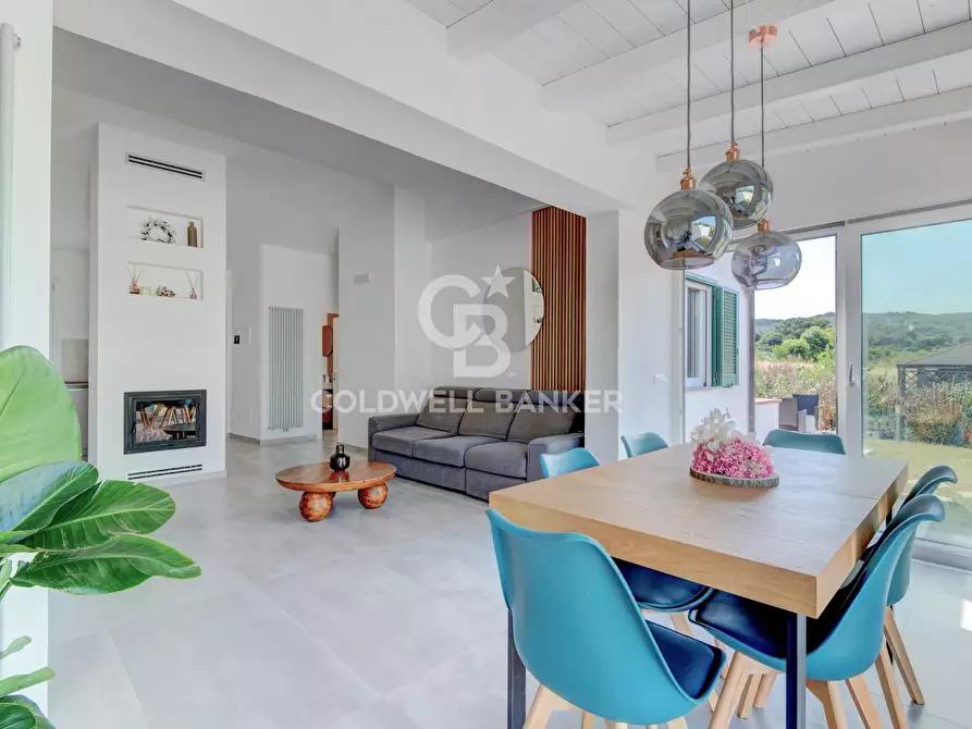 Immagine 1 di Villa in vendita  in Loc. Schiopparello a Portoferraio