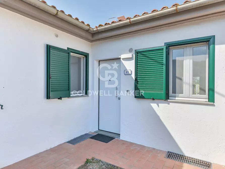 Immagine 35 di Villa in vendita  in Loc. Schiopparello a Portoferraio