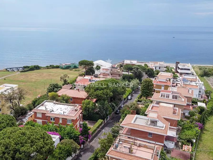 Immagine 70 di Villa in vendita  in Via Aurelia 136c a Santa Marinella