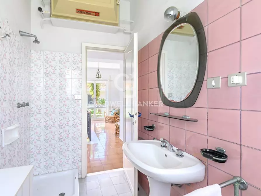 Immagine 58 di Villa in vendita  in Via Aurelia 136c a Santa Marinella