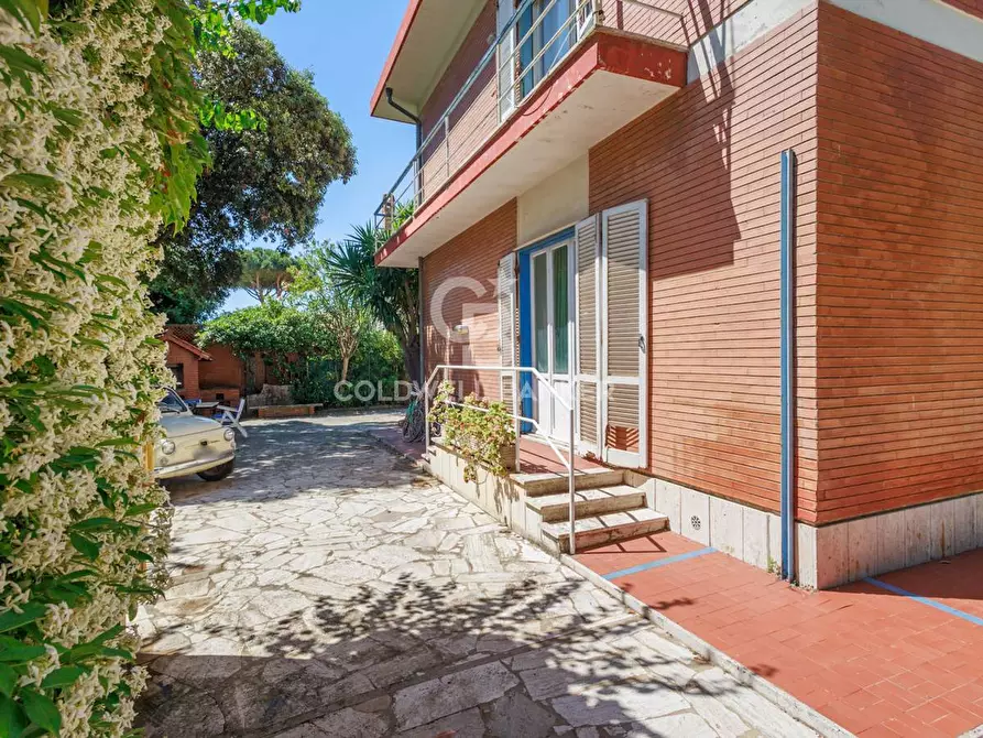 Immagine 60 di Villa in vendita  in Via Aurelia 136c a Santa Marinella