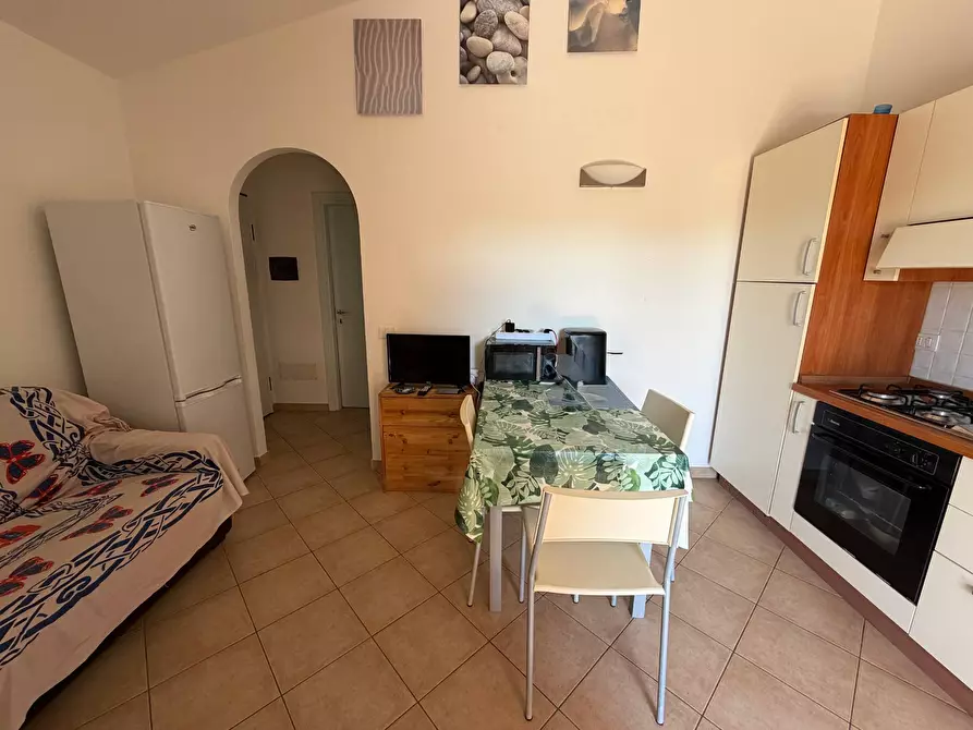 Immagine 7 di Appartamento in vendita  in VIA DEL TIMO Murta Maria Porto Istana 8 a Olbia