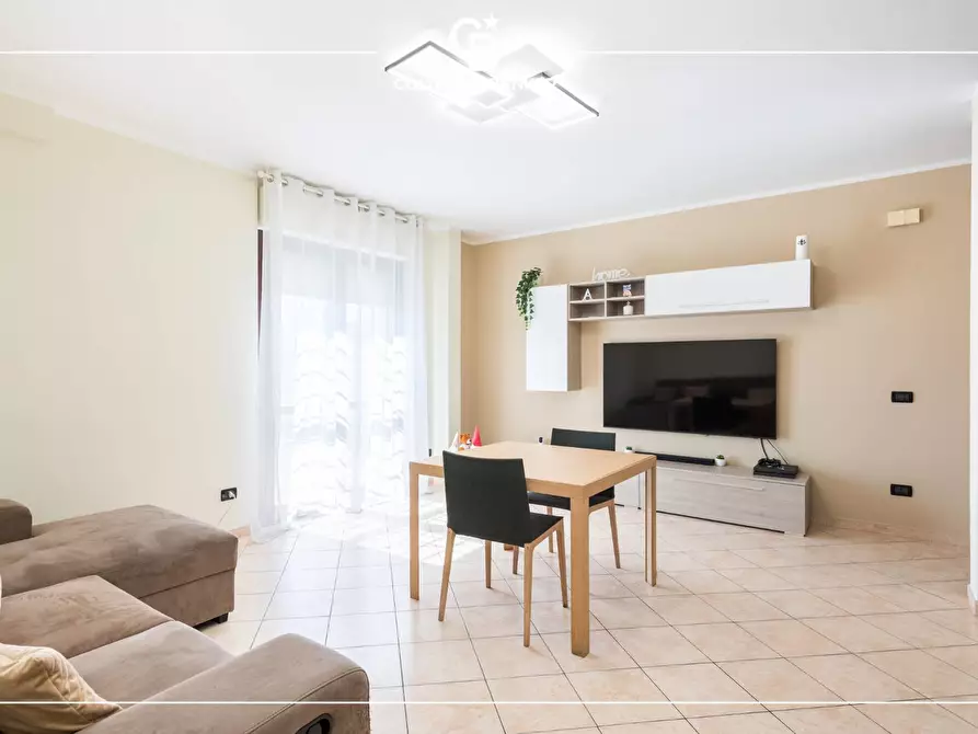 Immagine 1 di Appartamento in vendita  in Via Vincenzo Messina 41 a Ciampino