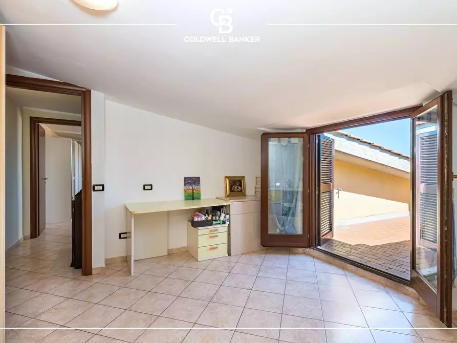 Immagine 19 di Appartamento in vendita  in Via Vincenzo Messina 41 a Ciampino