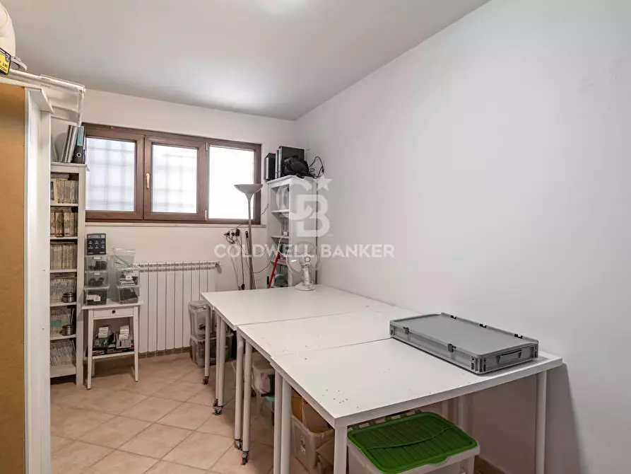 Immagine 17 di Appartamento in vendita  in Via Delle Colonie 57 a Santa Marinella