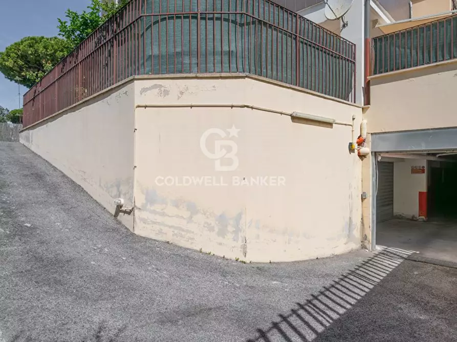 Immagine 29 di Appartamento in vendita  in Via Delle Colonie 57 a Santa Marinella