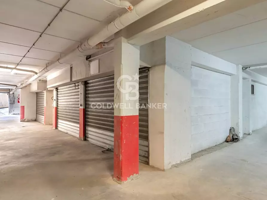 Immagine 30 di Appartamento in vendita  in Via Delle Colonie 57 a Santa Marinella