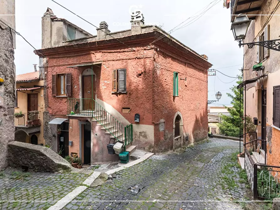 Immagine 16 di Appartamento in vendita  in Vicolo Delle Grotte 8 a Rocca Di Papa