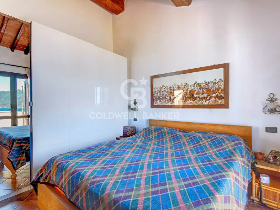 Immagine 15 di Villa in vendita  in Via della Regina a Portoferraio