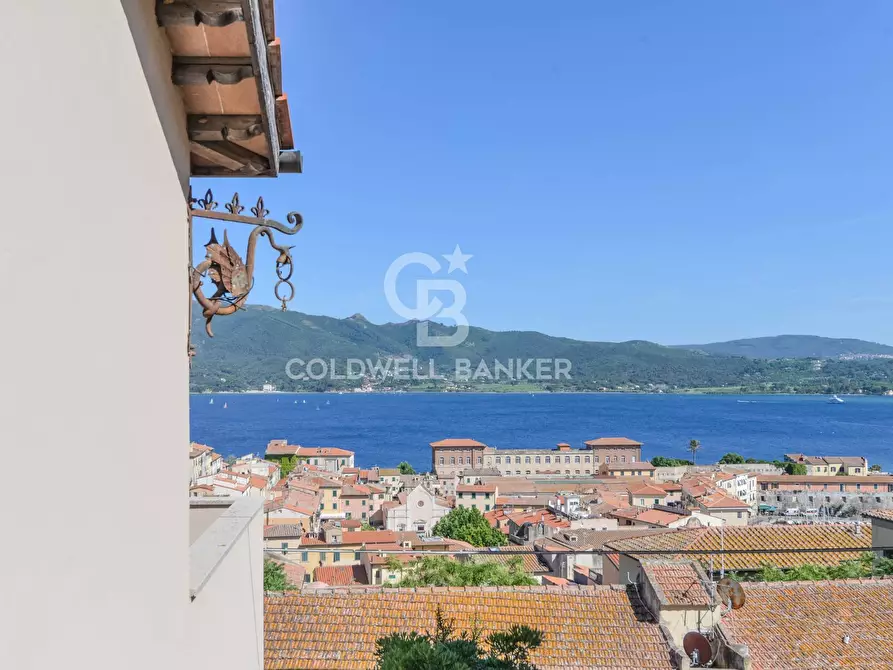 Immagine 25 di Villa in vendita  in Via della Regina a Portoferraio