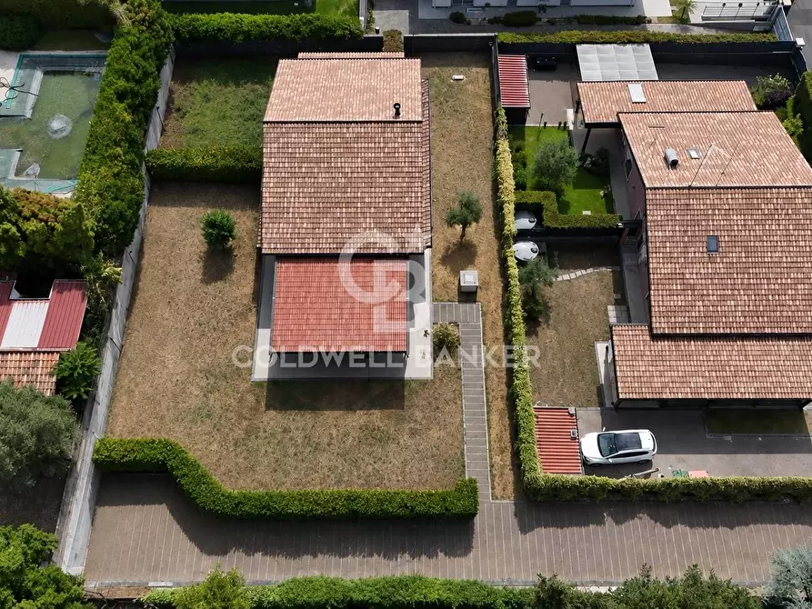 Immagine 25 di Villa in vendita  in Via Arrigo Boito 7 a Pedara
