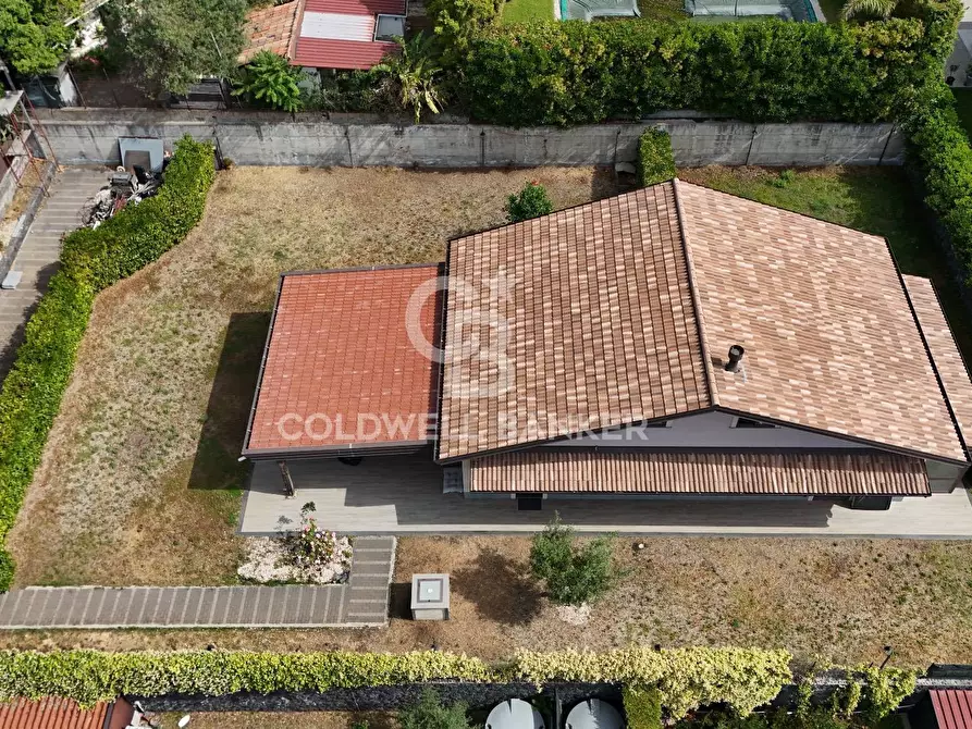 Immagine 2 di Villa in vendita  in Via Arrigo Boito 7 a Pedara
