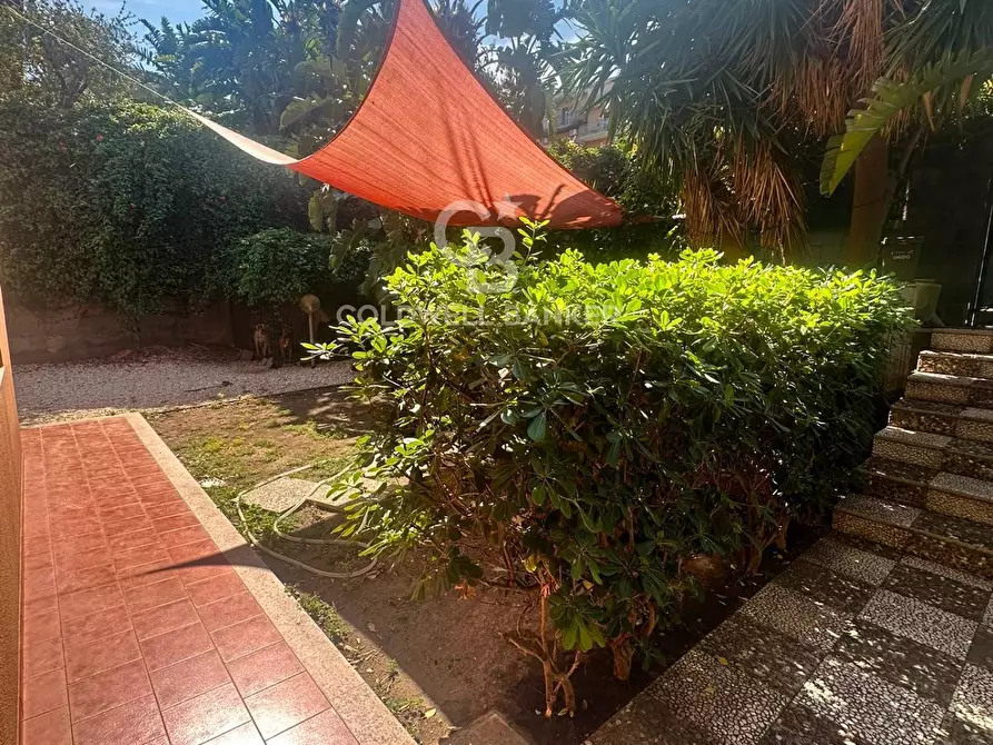 Immagine 5 di Villa in vendita  in Via Lecco 21 a Aci Catena
