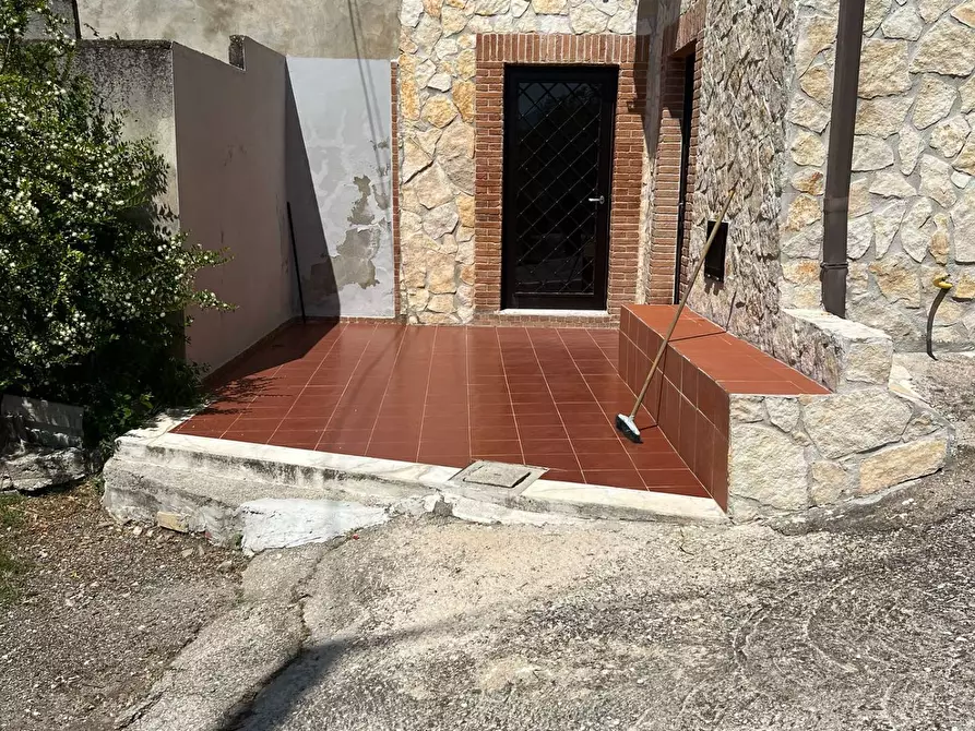 Immagine 1 di Appartamento in affitto  in via cesine a Caiazzo