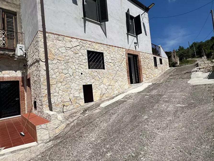 Immagine 17 di Appartamento in affitto  in via cesine a Caiazzo