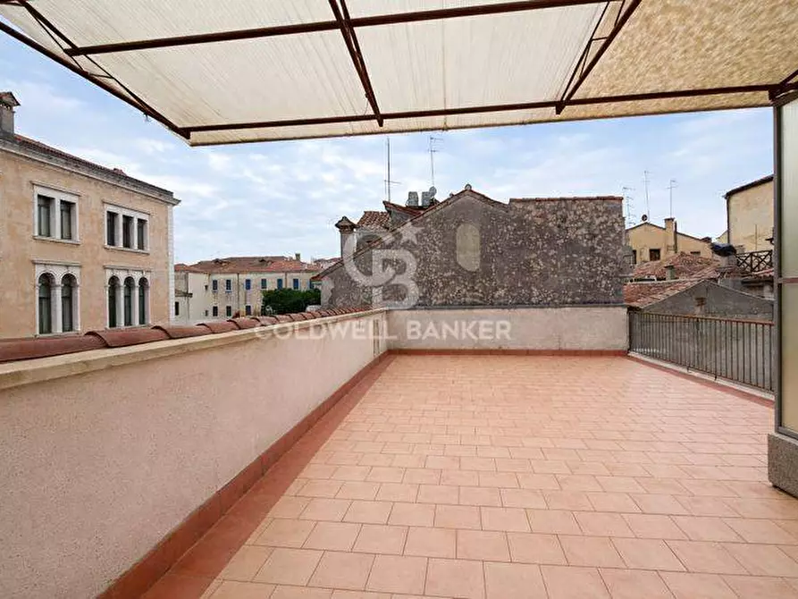 Immagine 2 di Appartamento in vendita  in Campo Santi Giovanni E Paolo a Venezia