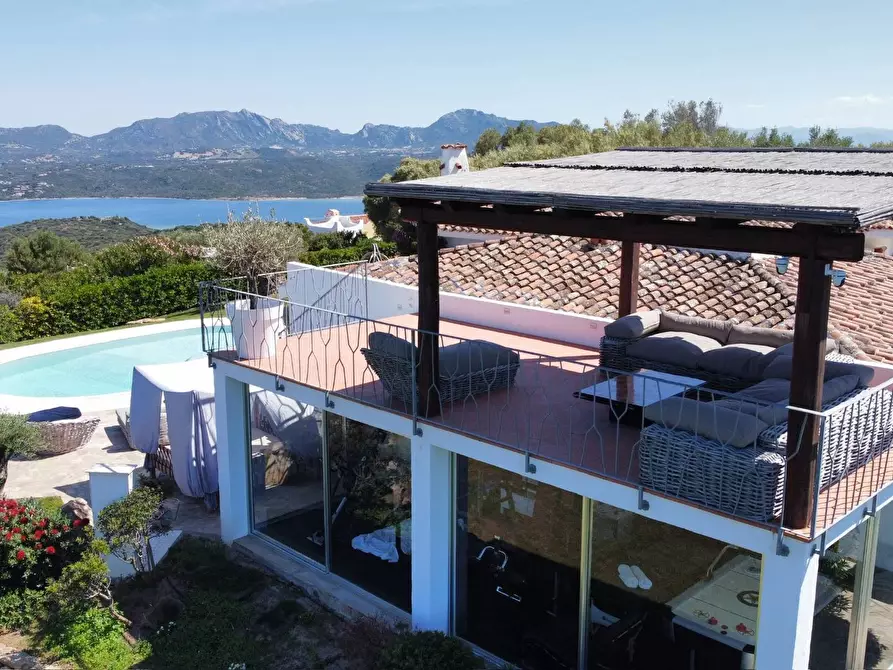 Immagine 1 di Villa in affitto  in via Li Petri a Olbia