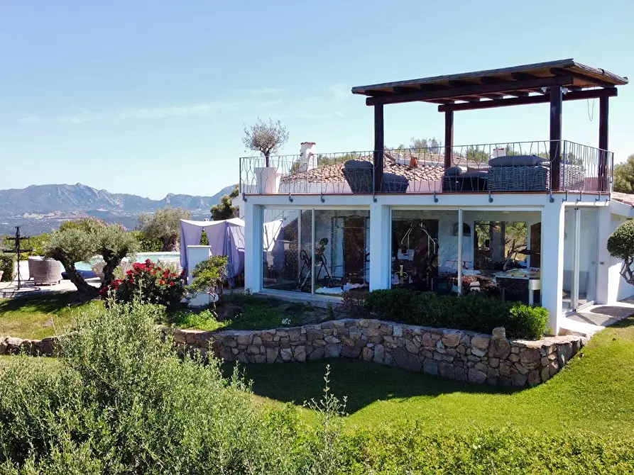 Immagine 7 di Villa in affitto  in via Li Petri a Olbia