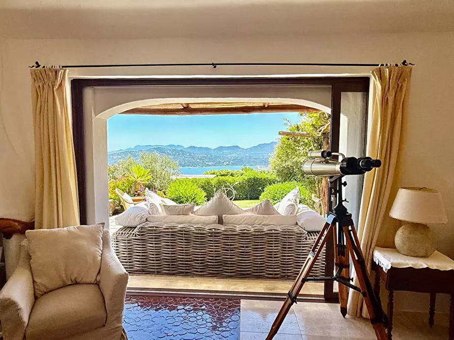 Immagine 10 di Villa in affitto  in via Li Petri a Olbia
