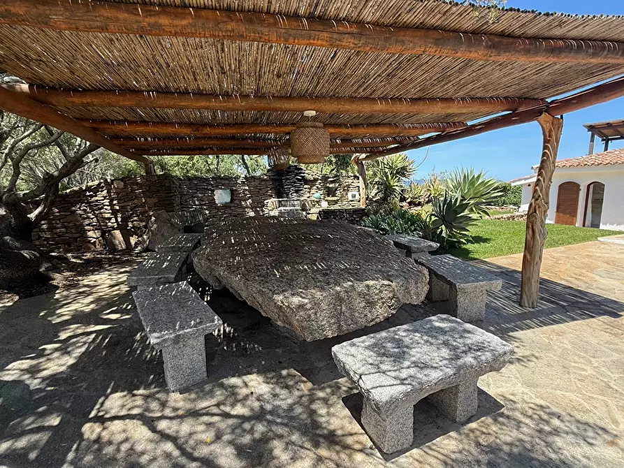 Immagine 36 di Villa in affitto  in via Li Petri a Olbia