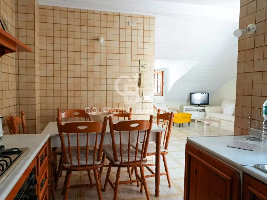 Immagine 11 di Appartamento in vendita  in Via Stromboli 3 a Giardini-Naxos