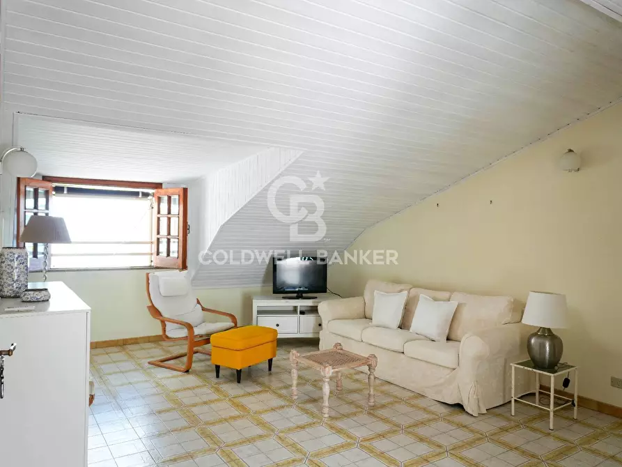 Immagine 13 di Appartamento in vendita  in Via Stromboli 3 a Giardini-Naxos