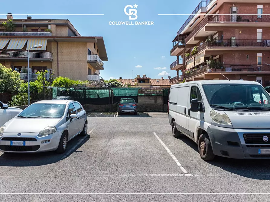 Immagine 5 di Box auto in vendita  in Via Afro Tondelli 22 a Ciampino