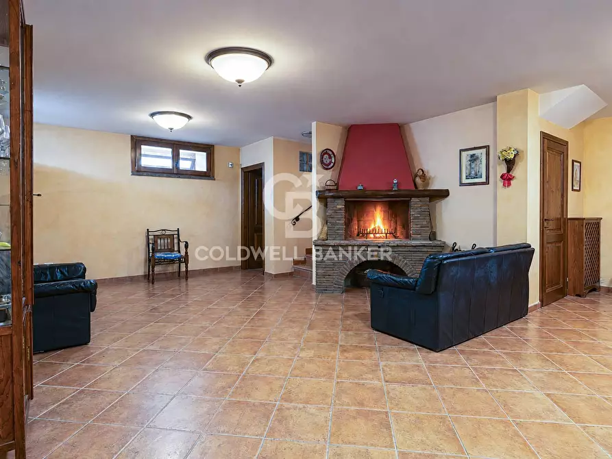 Immagine 38 di Villa in vendita  in Via del Castagno 7 a Manziana