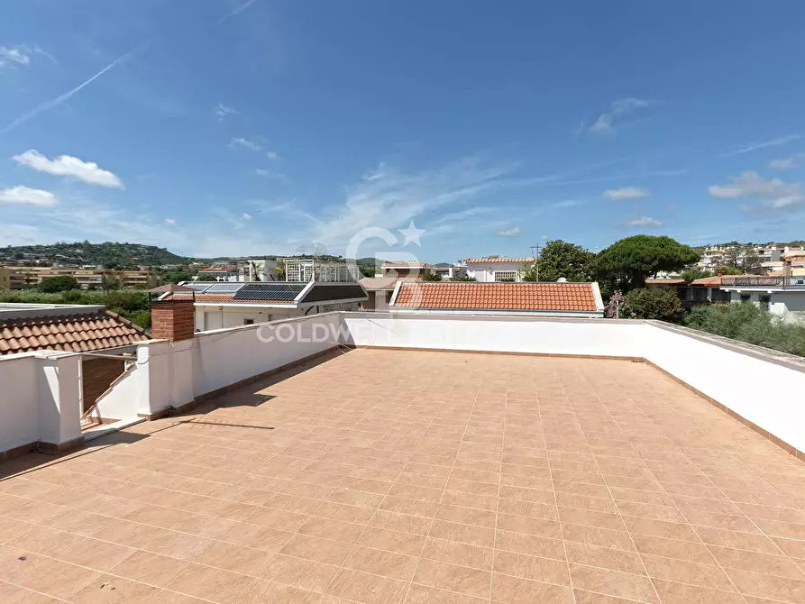 Immagine 27 di Villa in vendita  in Via Aurelia 136 a Santa Marinella