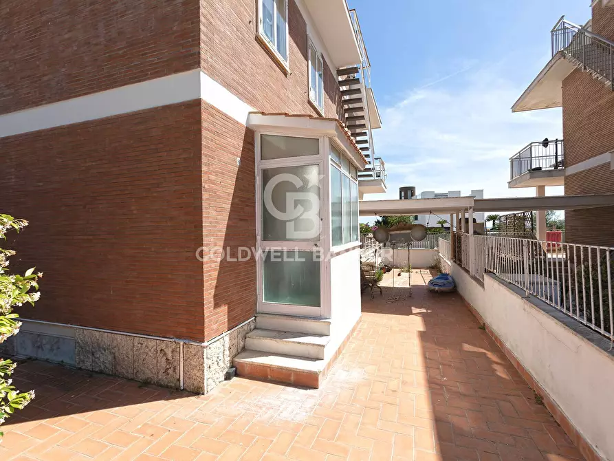 Immagine 34 di Villa in vendita  in Via Aurelia 136 a Santa Marinella