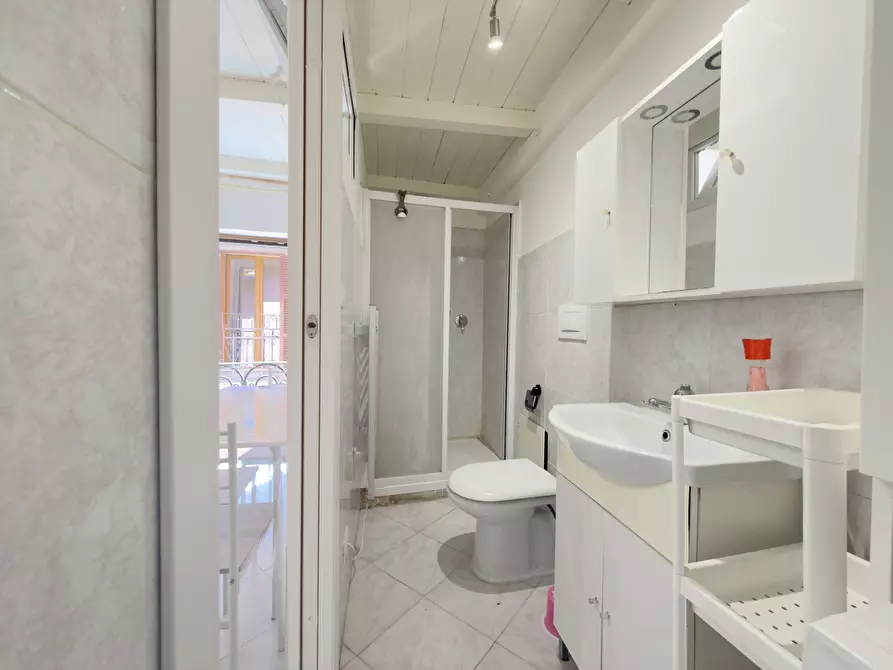Immagine 9 di Appartamento in affitto  in Via delle Fabbriche 45 a Viterbo