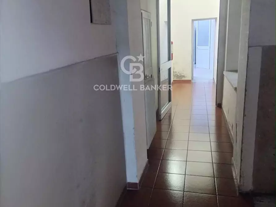 Immagine 4 di Locale commerciale in vendita  in Largo arcivescovado 15 a Taranto