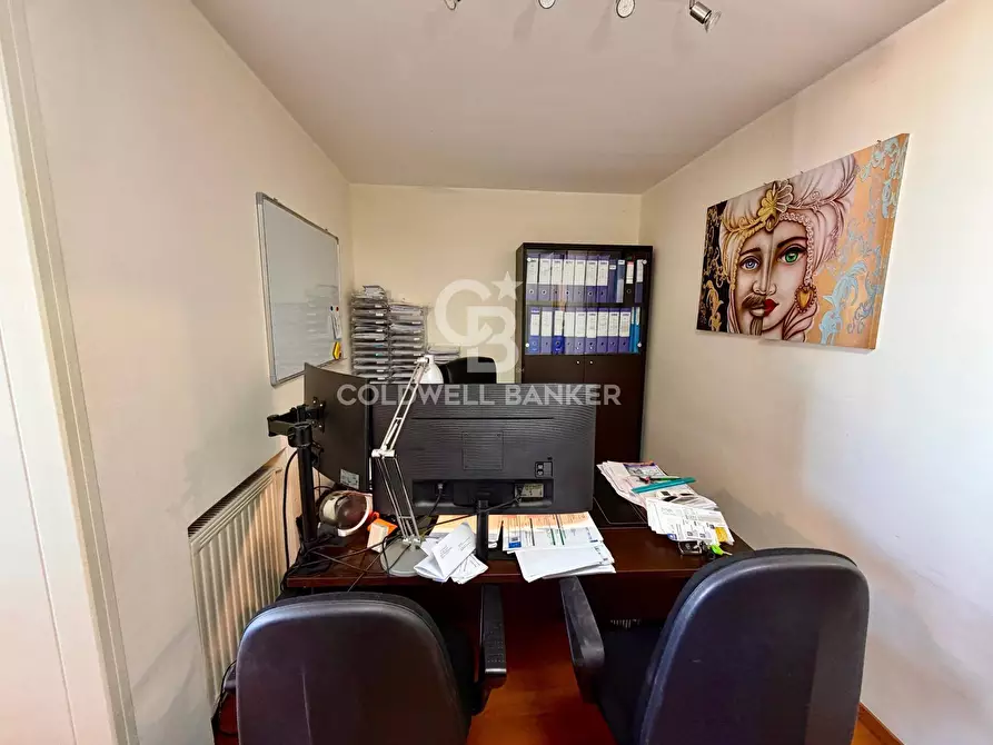 Immagine 9 di Appartamento in vendita  in Viale Vittorio Veneto 160 a Catania