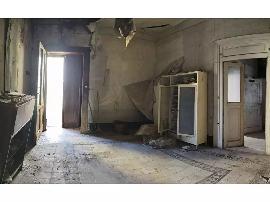 Immagine 10 di Palazzo in vendita  in VIA CASTELLO a Caiazzo