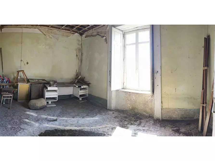Immagine 12 di Palazzo in vendita  in VIA CASTELLO a Caiazzo