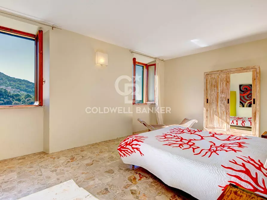 Immagine 13 di Appartamento in vendita  in Via dell'Amore a Marciana