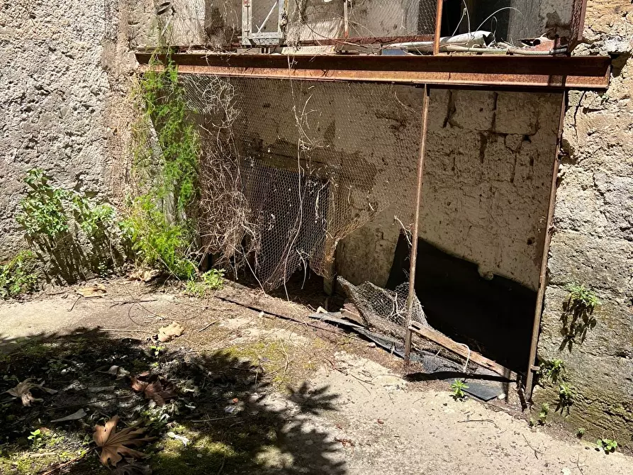 Immagine 22 di Palazzo in vendita  in VIA CASTELLO a Caiazzo
