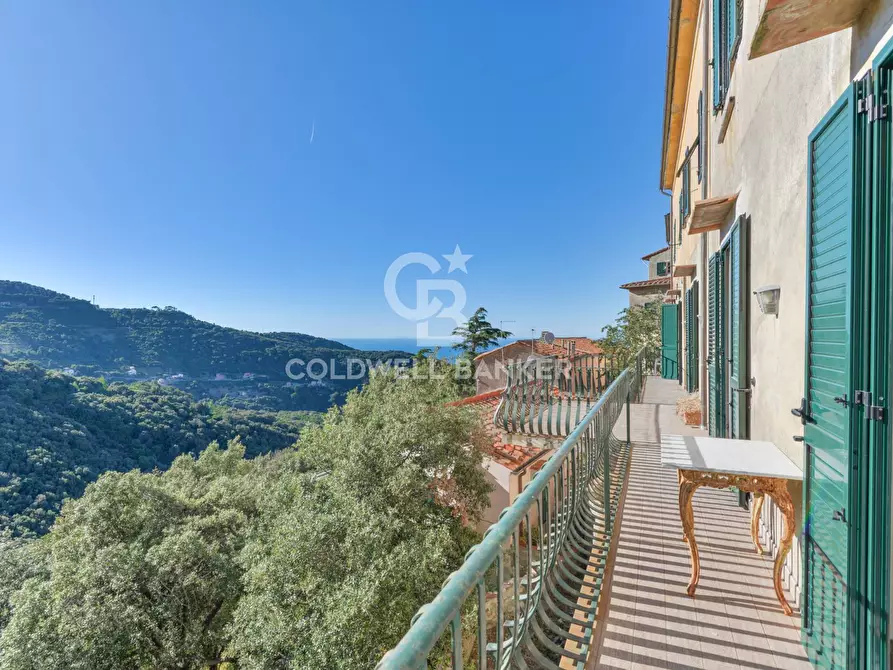 Immagine 17 di Appartamento in vendita  in Via dell'Amore a Marciana