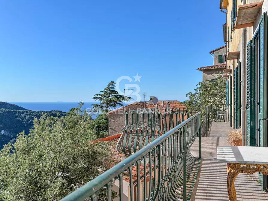 Immagine 18 di Appartamento in vendita  in Via dell'Amore a Marciana