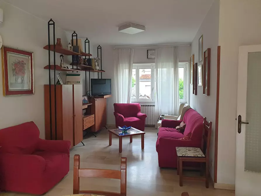 Immagine 10 di Villa in vendita  in via Toscana 33 a Terracina