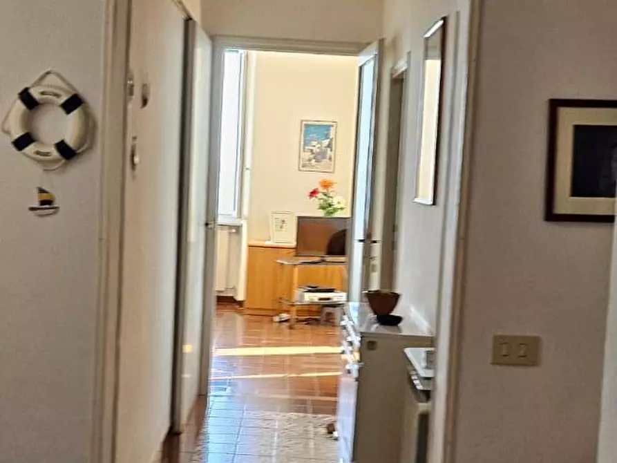 Immagine 14 di Appartamento in vendita  in Lungomare Regina Elena 108 a Ladispoli