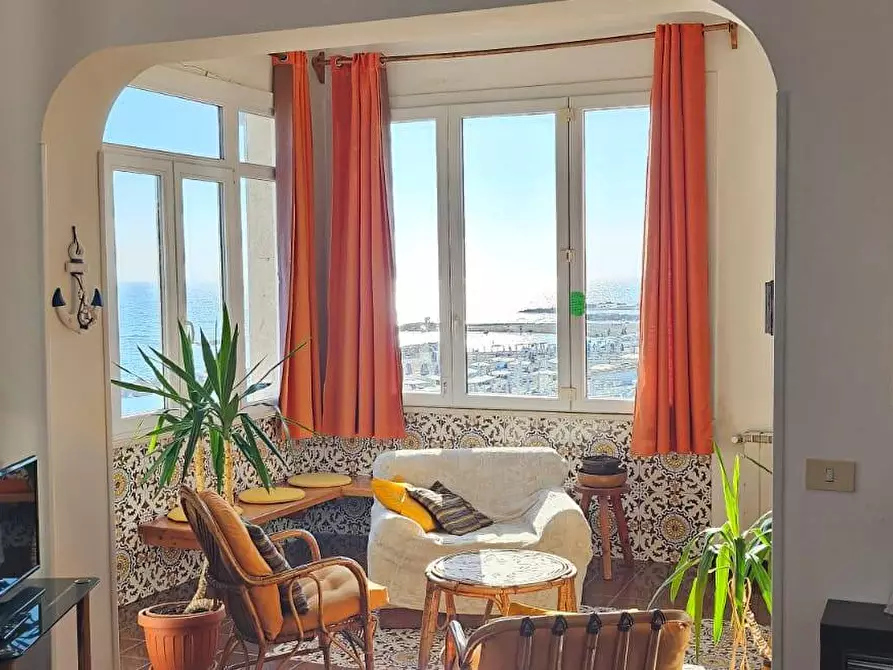 Immagine 25 di Appartamento in vendita  in Lungomare Regina Elena 108 a Ladispoli