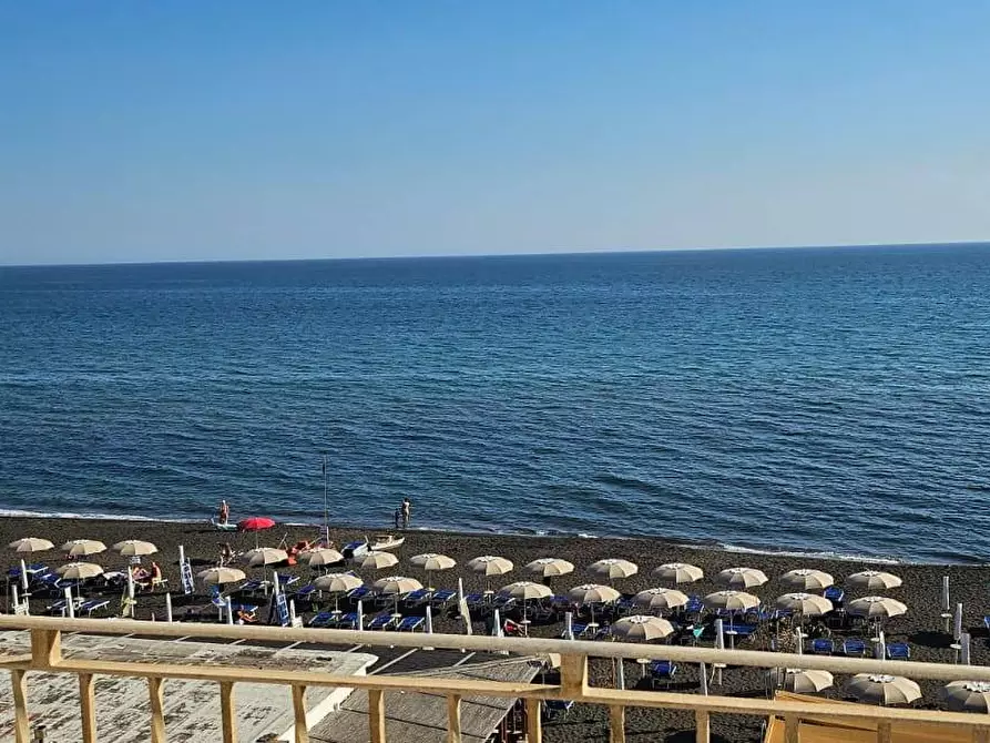 Immagine 45 di Appartamento in vendita  in Lungomare Regina Elena 108 a Ladispoli