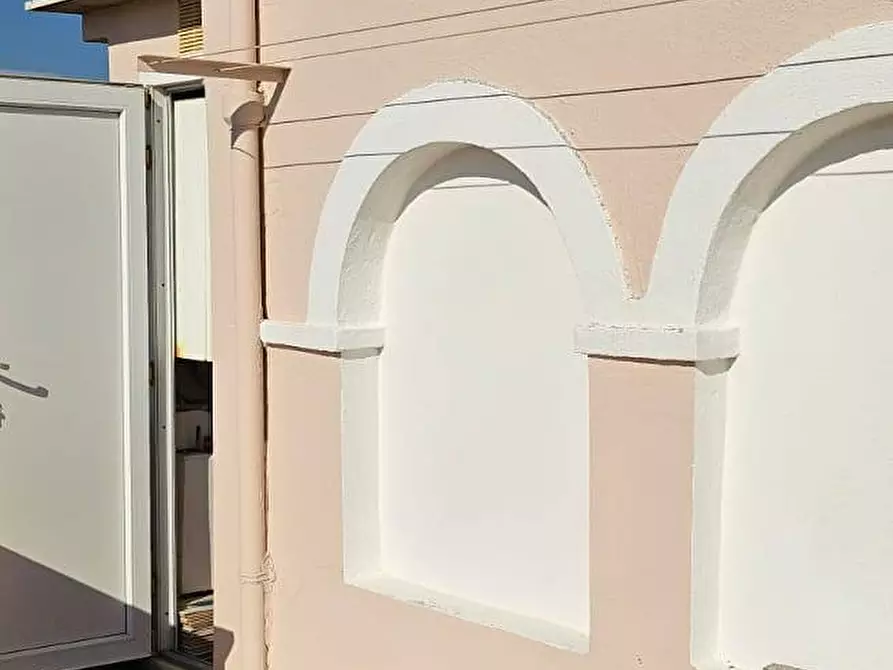 Immagine 46 di Appartamento in vendita  in Lungomare Regina Elena 108 a Ladispoli
