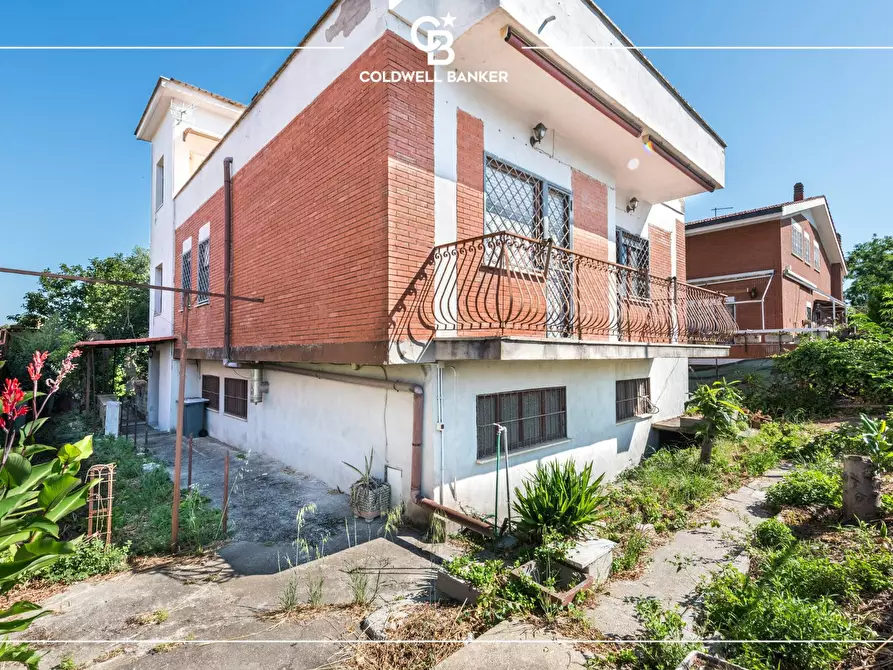 Immagine 15 di Villa in vendita  in Via Emilio Reverberi 6 a Ciampino