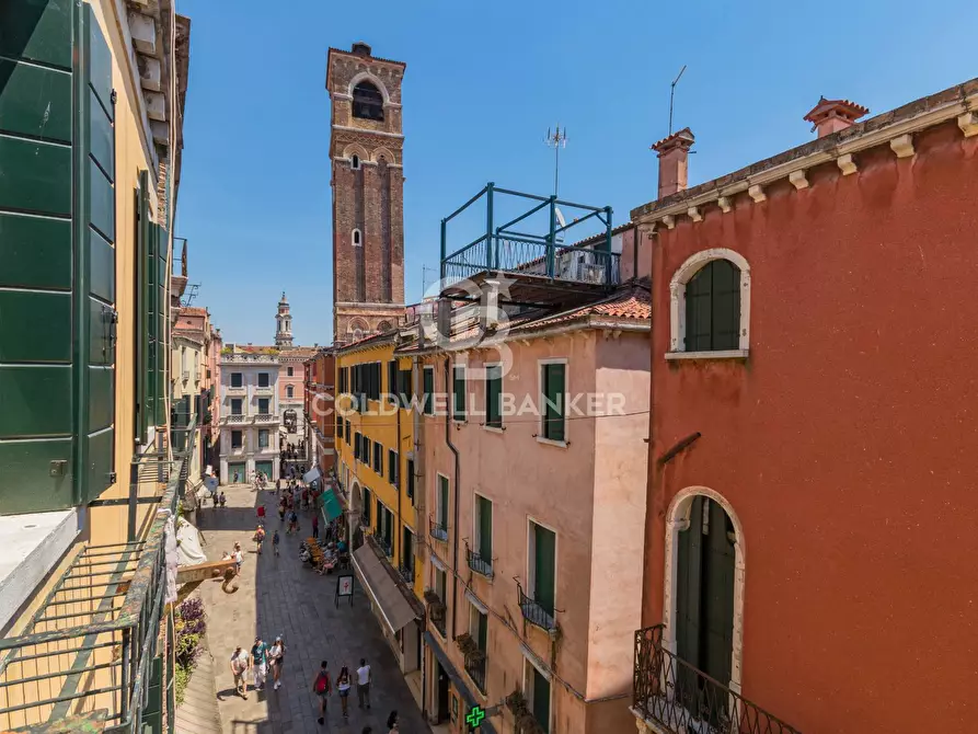 Immagine 8 di Appartamento in vendita  in San Polo - Ruga Vecchia San Giovanni a Venezia