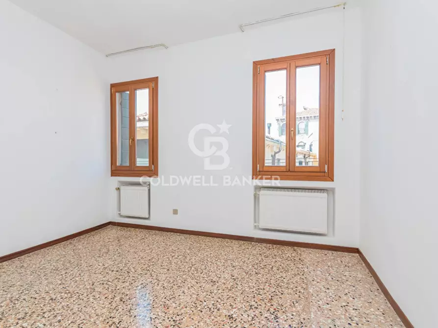 Immagine 21 di Appartamento in vendita  in San Polo - Ruga Vecchia San Giovanni a Venezia