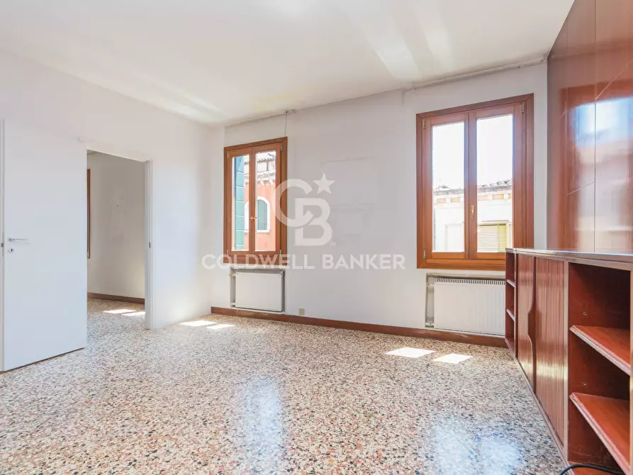 Immagine 5 di Appartamento in vendita  in San Polo - Ruga Vecchia San Giovanni a Venezia